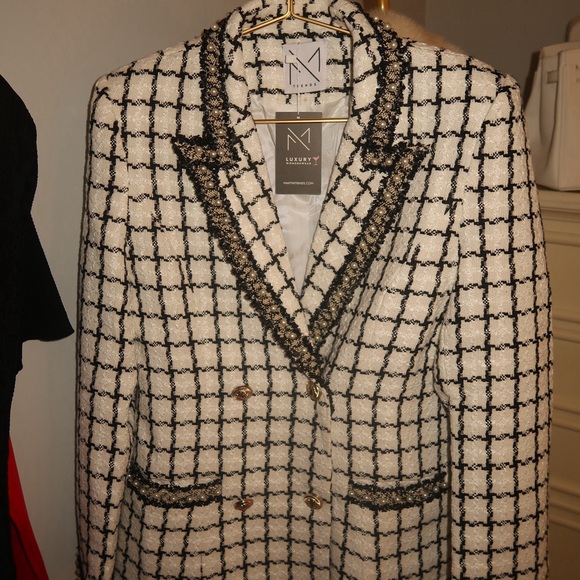 Gia Tweed Blazer - Picture 3 of 4